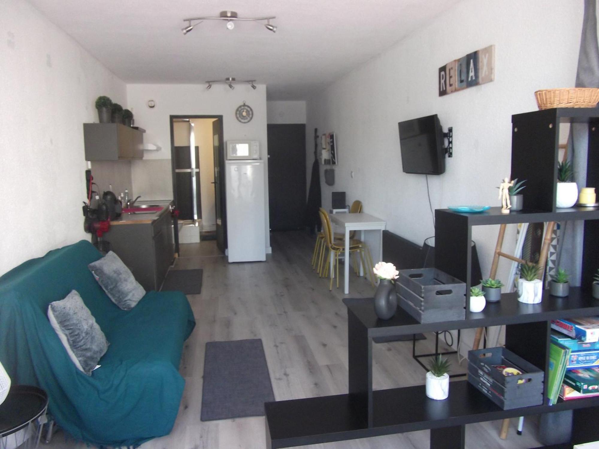 Studio Sur Le Port, Climatisation, Wifi, Piscine, Lave-Linge Груисан Екстериор снимка