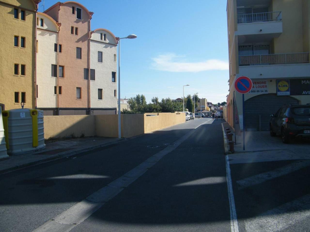 Studio Sur Le Port, Climatisation, Wifi, Piscine, Lave-Linge Груисан Екстериор снимка